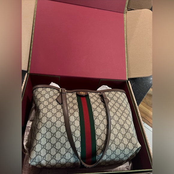 Gucci Brown GG Canvas Tote with Signature Green-Red Stripe - Picture 2 of 12